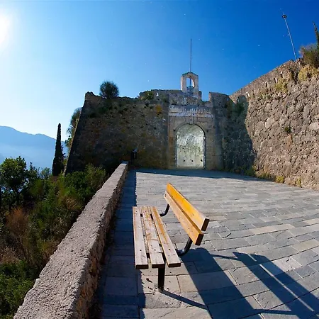 Galini Semesterbostad *